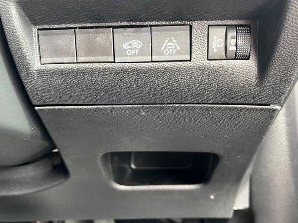 Used Peugeot 2008 YT23RHJ 47