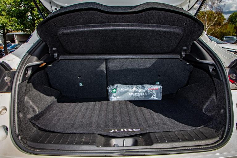 Used Nissan Juke YX72PHO 28