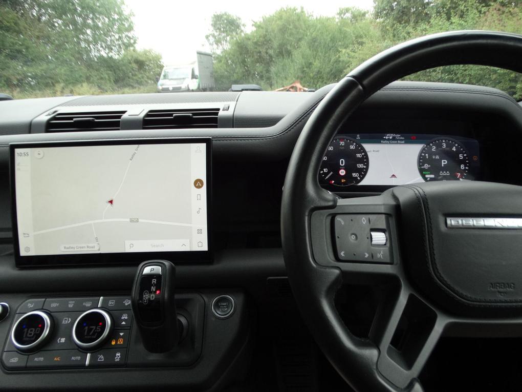 Used Land Rover Defender 110 AD22HPU 9