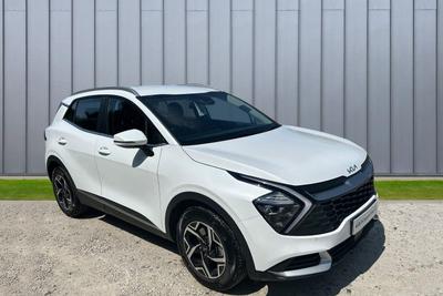 Used 2025 Kia Sportage 1.6 T-GDi 48V 2 Fusion White at Kia Motors UK
