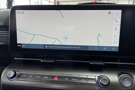 Hyundai KONA Photo at-ae861ff93f7145b4ad458ed7ca0d2a63.jpg