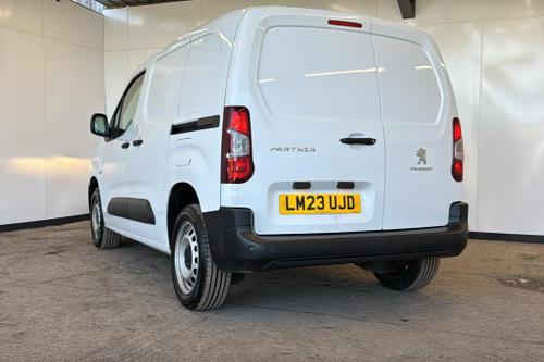 Peugeot PARTNER Photo at-aebf77c072c643228b9b50b325cb7fce.jpg
