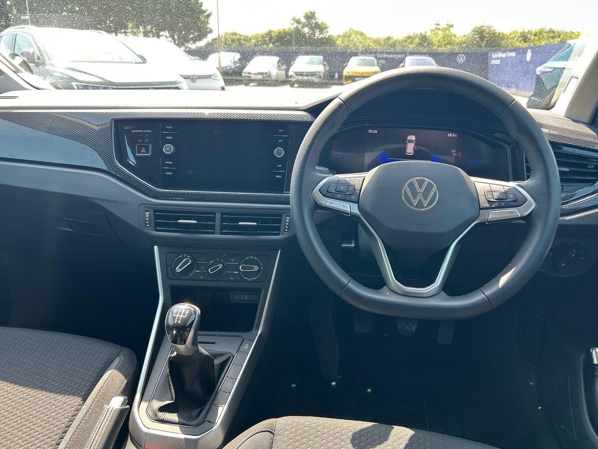 Volkswagen Polo Photo at-aed2b4f605874e9287500a2dbda05e78.jpg