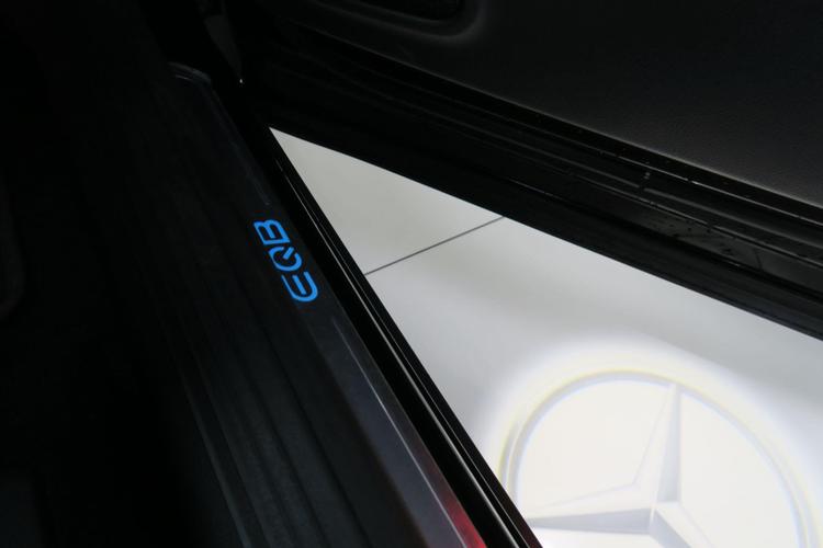 Used Mercedes-Benz EQB OE22ETX 19