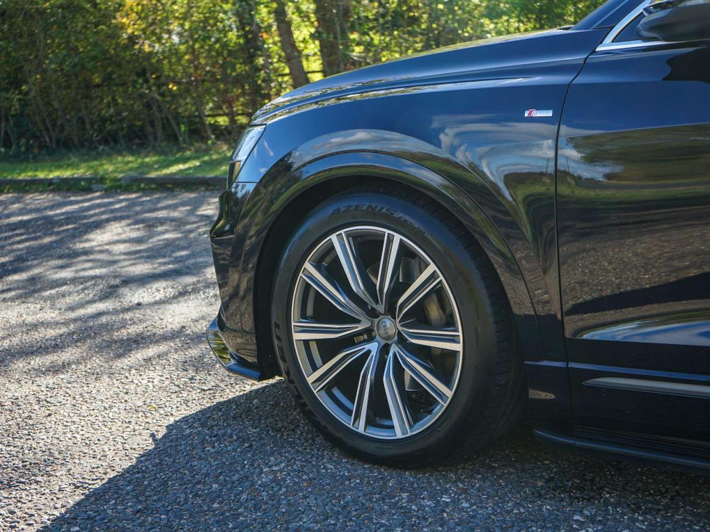 Used Audi Q8 KN70CZX 5