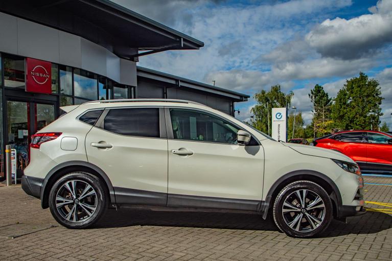 Used Nissan Qashqai SL69KHF 5