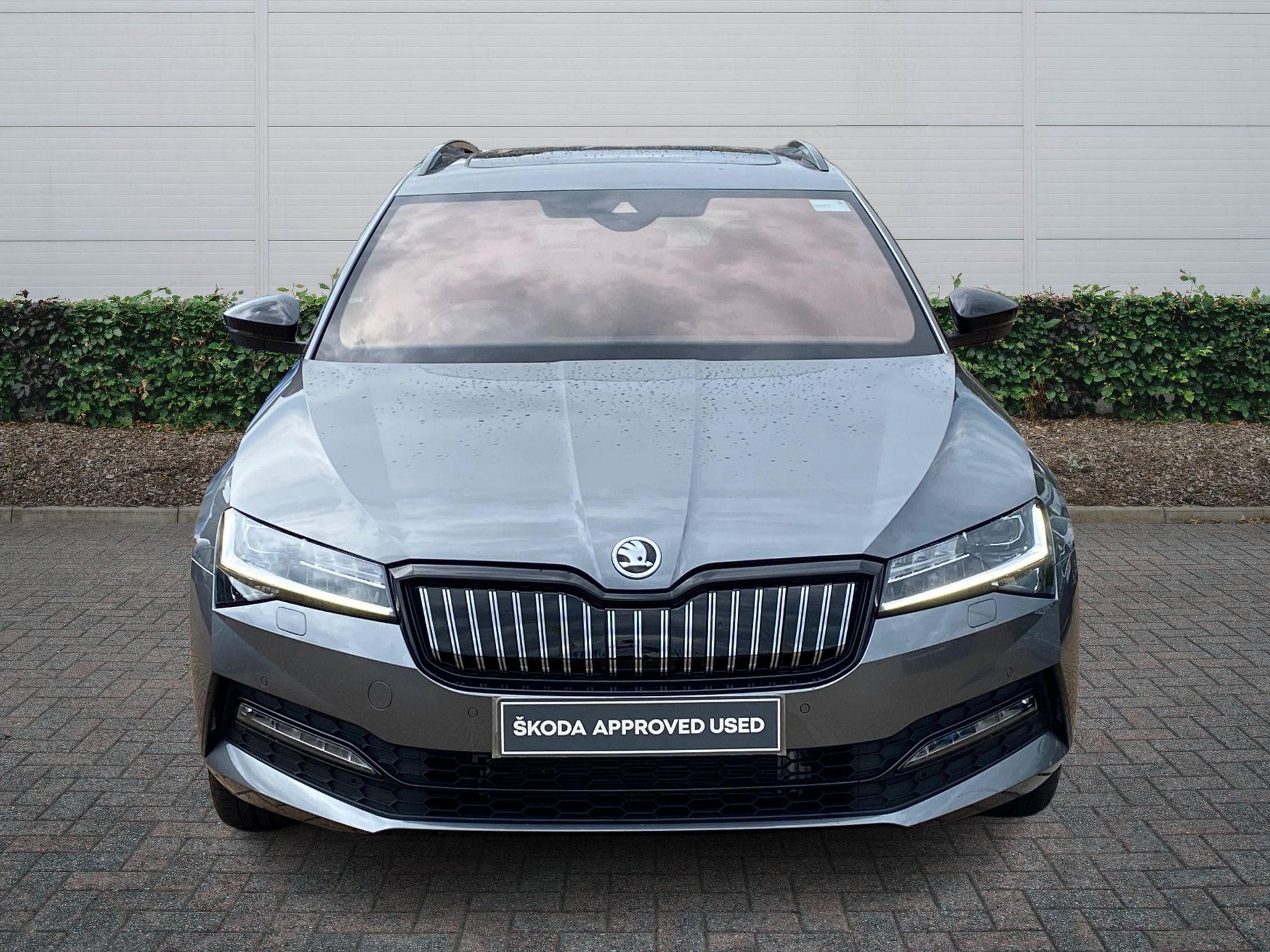 Used skoda superb store iv estate