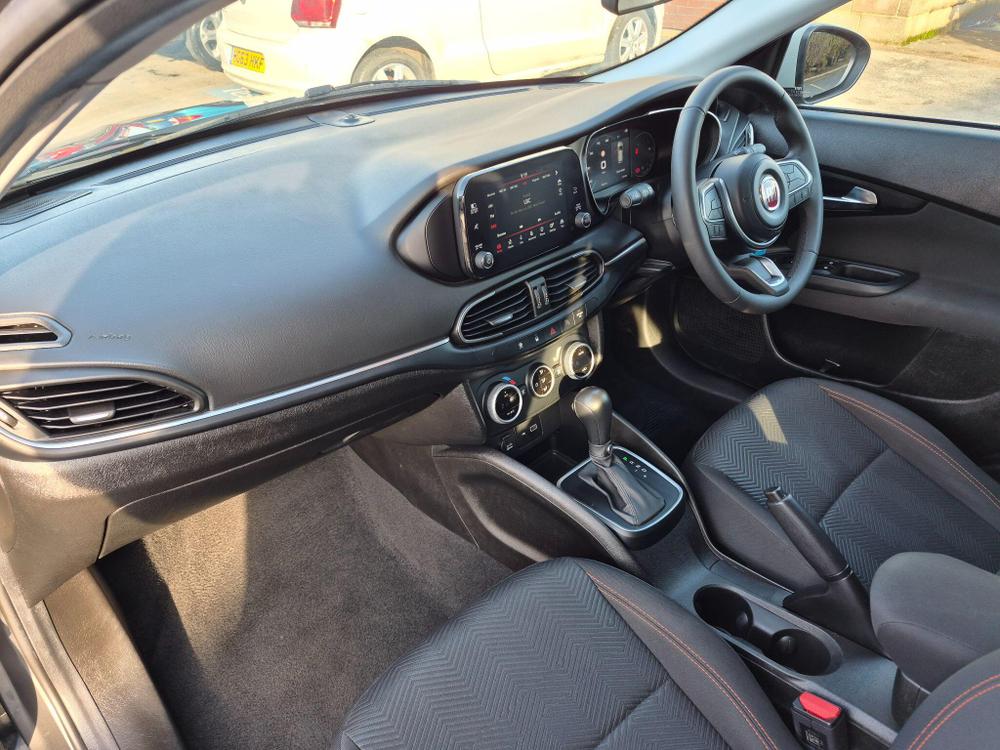 Fiat Tipo Photo at-af2f2bb0fba9427697c31e355046decb.jpg