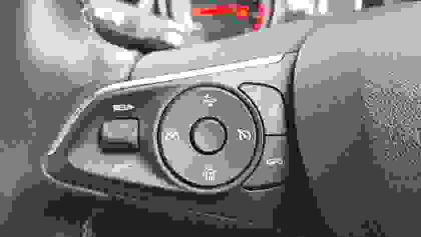 Vauxhall Insignia Photo at-af3c122f1cb24dd8af0075e847c0f254.jpg