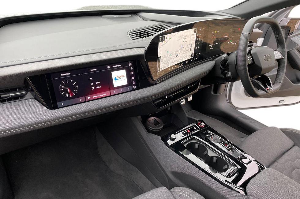 Audi A6 Photo at-af7f47cdb67d43ce948abc5807132eb3.jpg