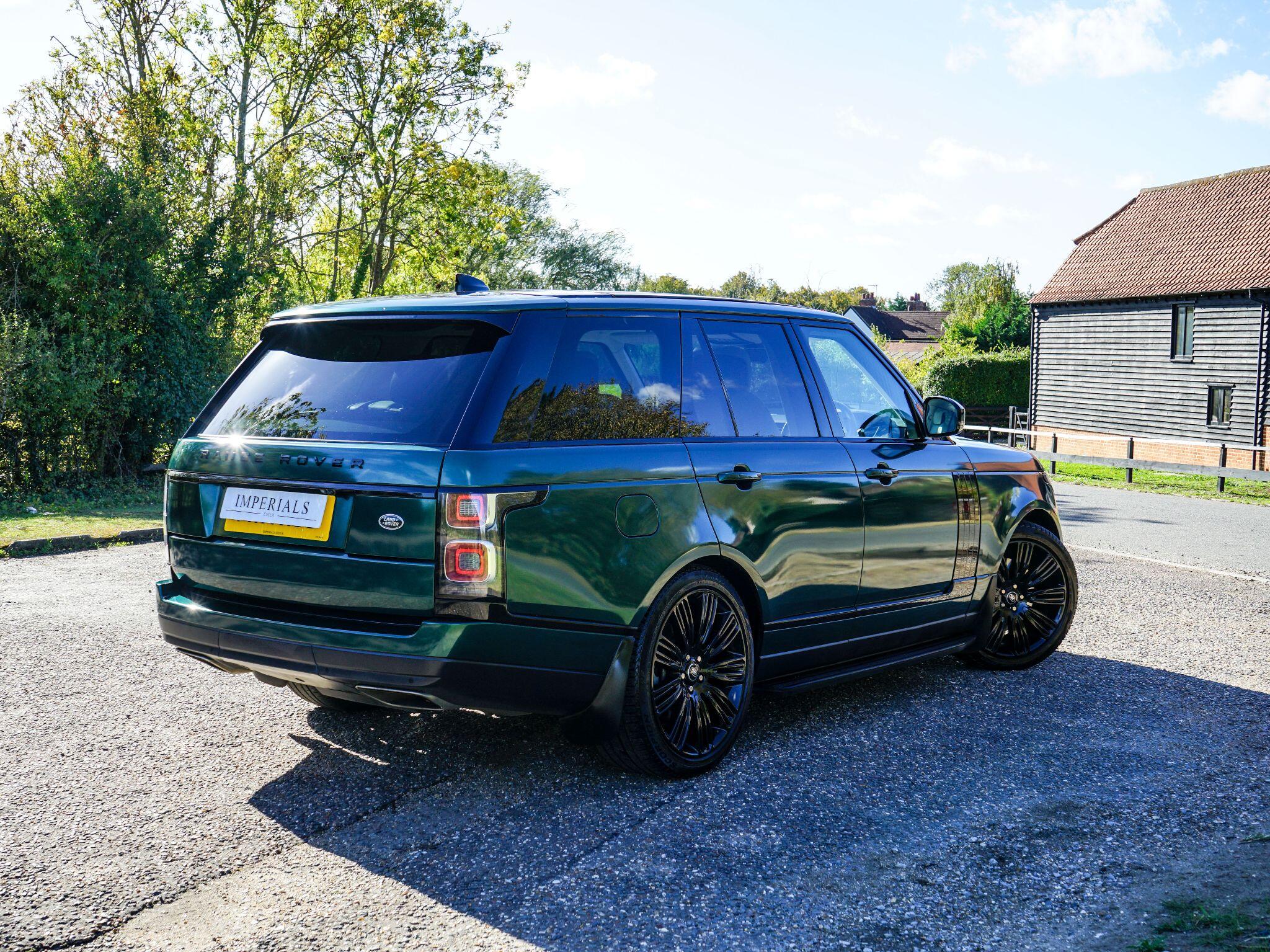 Land Rover Range Rover 2.0 P400e 13.1kWh Westminster Black Auto 4WD Euro 6 (s/s) 5dr — photo 4