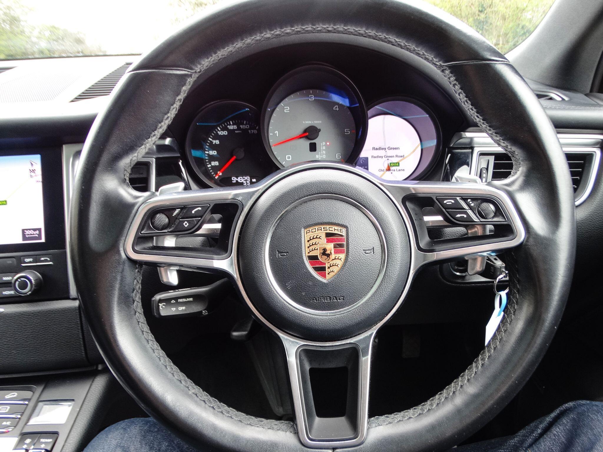 Porsche Macan 3.0 TD V6 S SUV 5dr Diesel PDK 4WD Euro 6 (s/s) (258 ps) — photo 7
