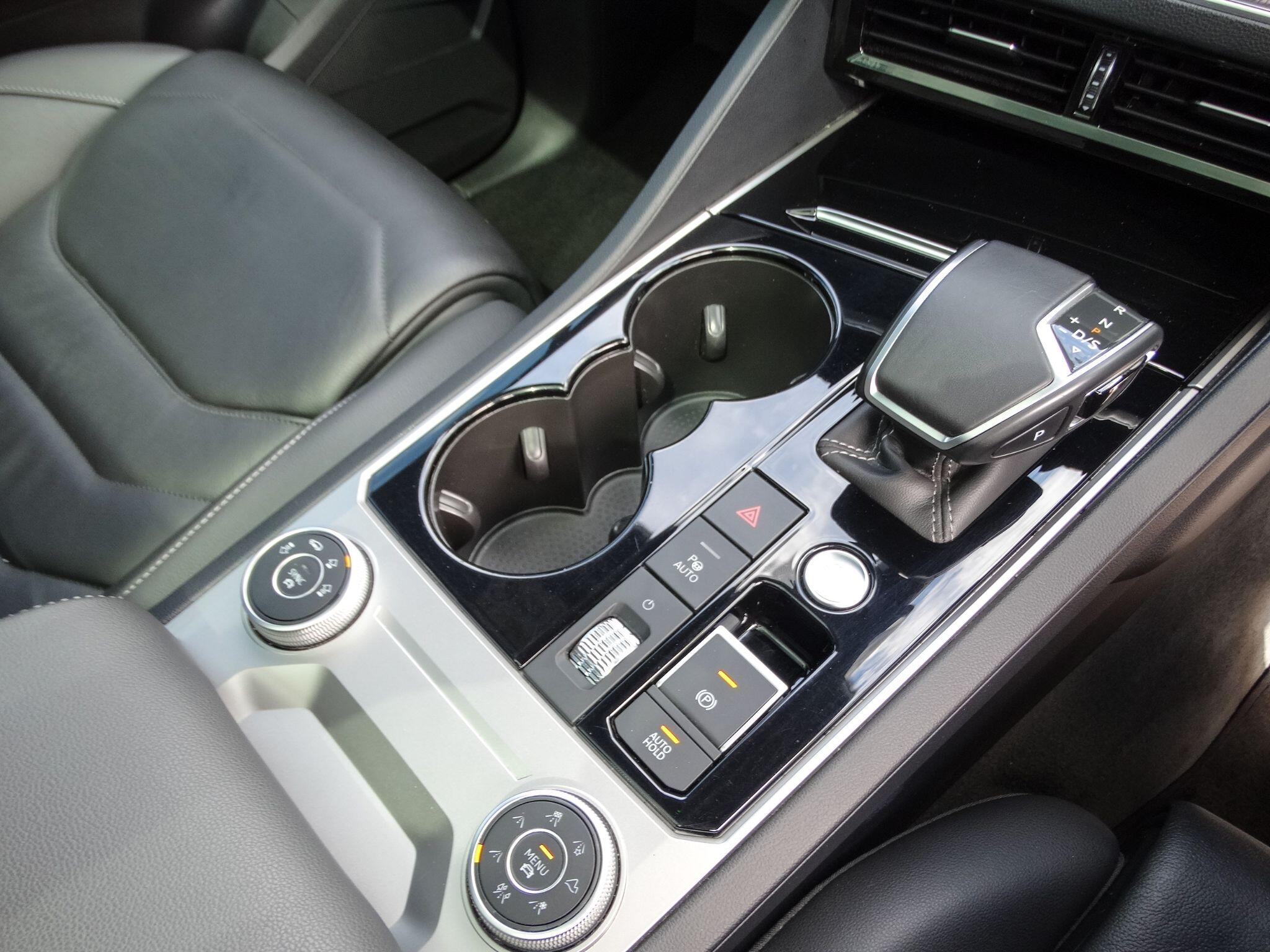 Volkswagen Touareg 3.0 TSI V6 Black Edition Tiptronic 4Motion Euro 6 (s/s) 5dr — photo 29