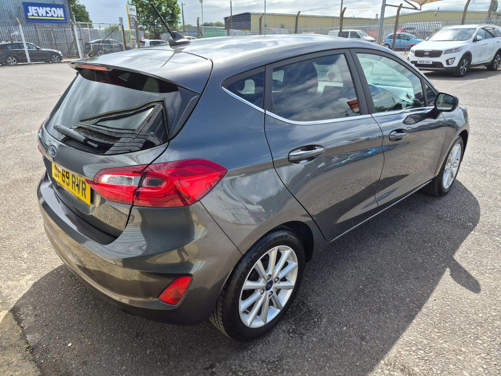Ford Fiesta Photo at-afe83255af4b43acba49507d6c2c2c35.jpg