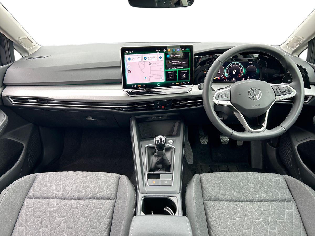 Volkswagen Golf Photo at-b00011a0b53f433a95c5550bb2c9c2b3.jpg