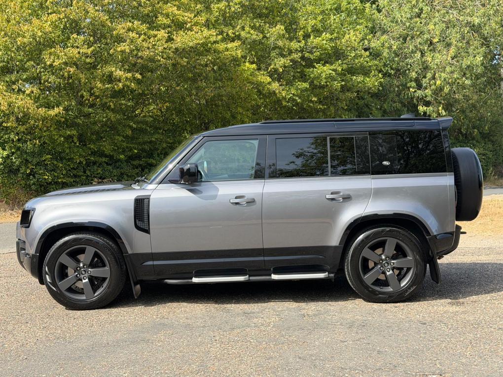 Used Land Rover Defender 110 SN22VLJ 3