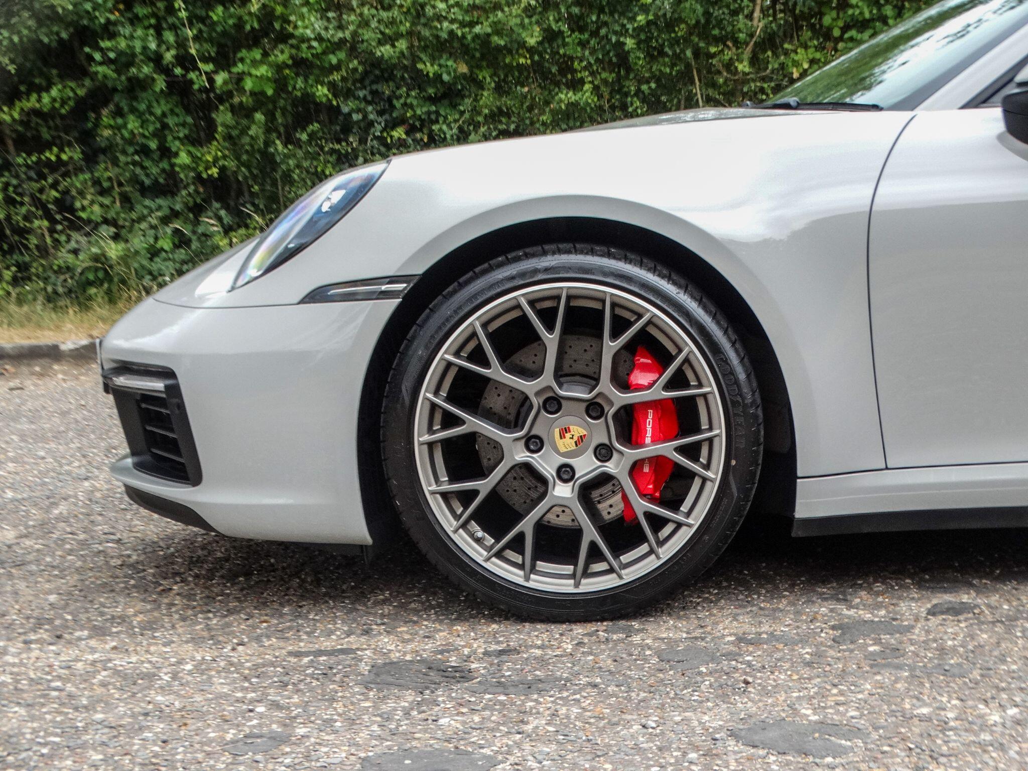 Porsche 911 3.0T 992 Carrera 4S PDK 4WD Euro 6 (s/s) 2dr — photo 5