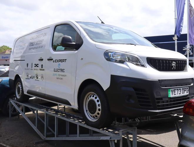 Peugeot e-Expert e 1000 75kWh Professional Long Panel Van Auto LWB 6dr
