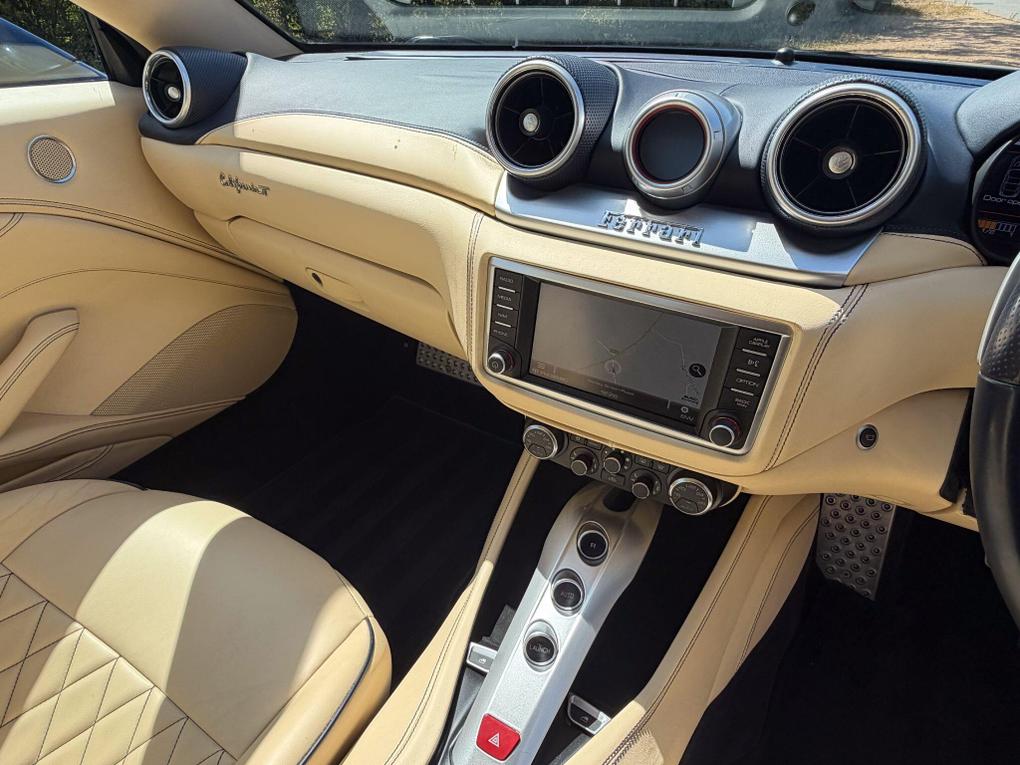 Used Ferrari California OW65KHJ 6
