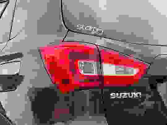Suzuki SX4 S-Cross Photo at-b0f09a3bd7e446b087ab866be37c7f18.jpg