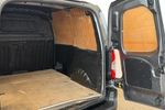 Vauxhall COMBO Photo 22