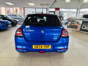 Suzuki Swift Photo 3