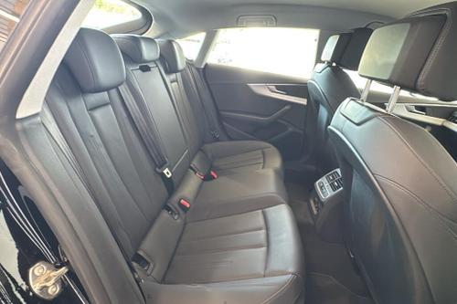 Audi A5 Photo at-b1c2d17bd89f4ca197e3609502f0d409.jpg