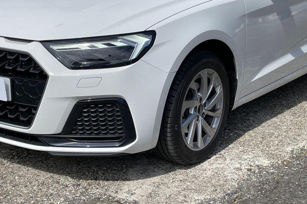 Audi A1 Photo at-b1cae8d7a3b44ce580f47ad1b70f2000.jpg
