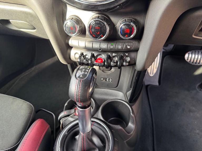 Used MINI Hatch YD16YAN 21