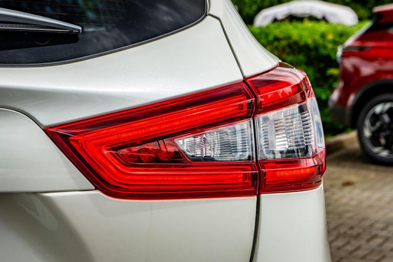 Used Nissan Qashqai NK69YAY 26