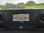 Mercedes-Benz Sprinter Photo 14