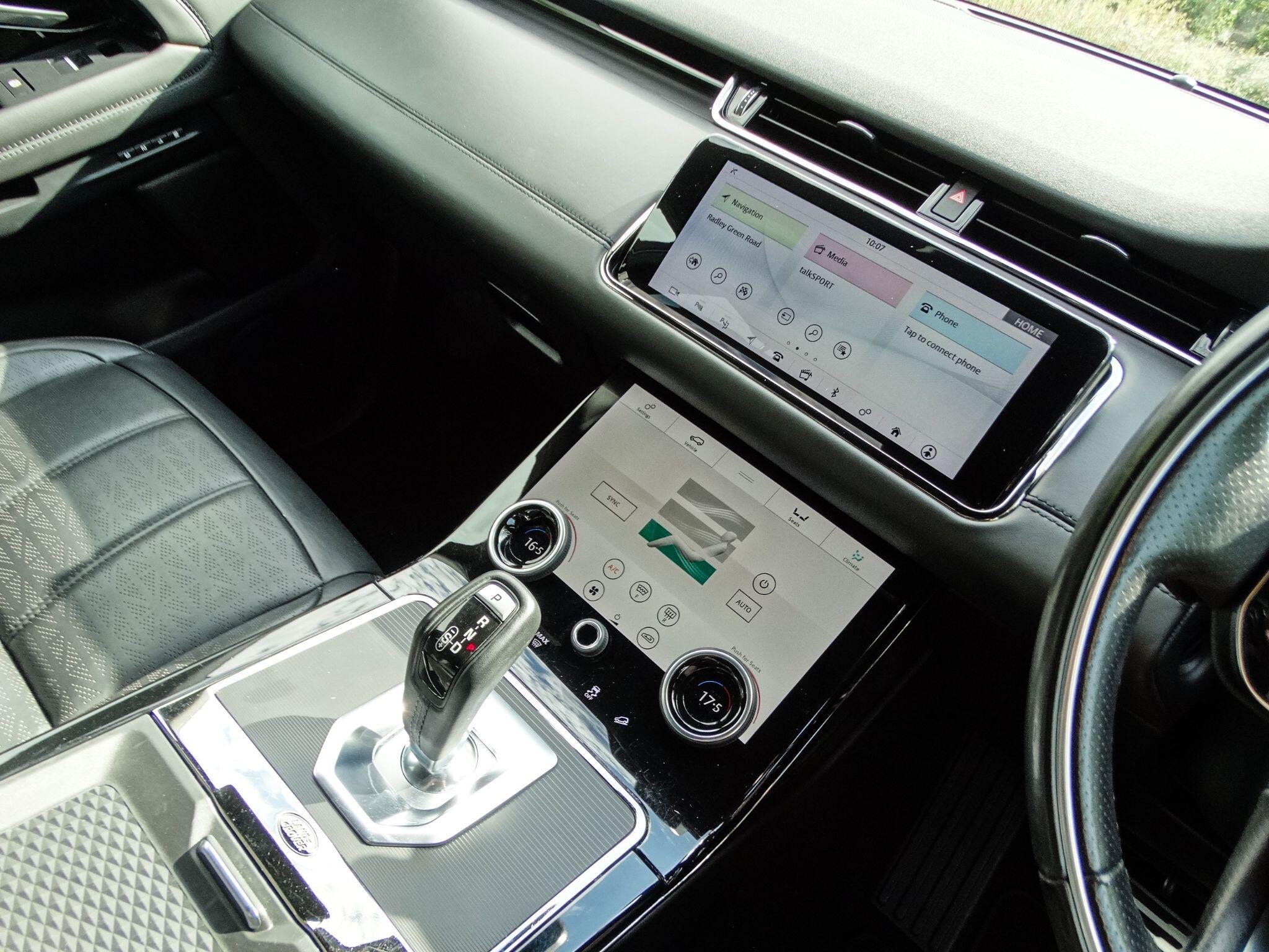 Land Rover Range Rover Evoque 2.0 P250 MHEV R-Dynamic HSE Auto 4WD Euro 6 (s/s) 5dr — photo 6