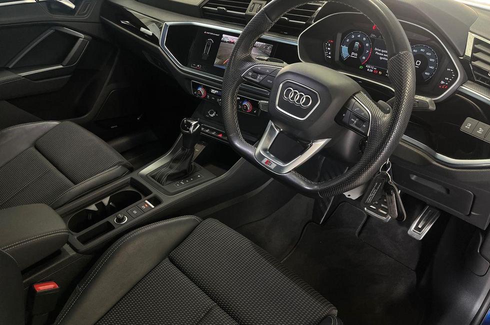 Audi Q3 Photo at-b25930442941498197bbe9ebb5adf7c5.jpg