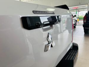 Mitsubishi L200 Photo 18