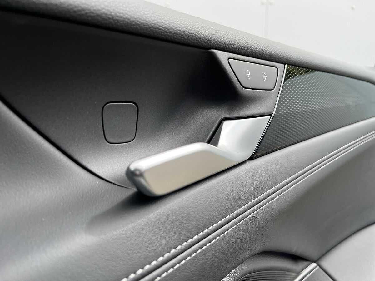 Volkswagen Tiguan Photo at-b26e7cfada664d2dac549937ca7e51e8.jpg