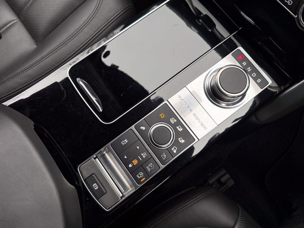 Used Land Rover Range Rover YL16XSA 24