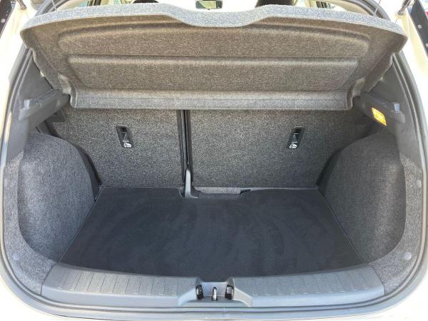 Nissan Micra Photo at-b299af3f60c249c88b53379af6fb159f.jpg