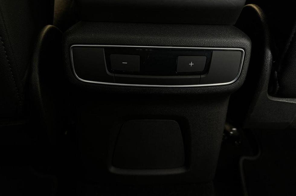 Audi Q4 Photo at-b29eb2ce6b3f4e6d8ef00d76a2607e08.jpg