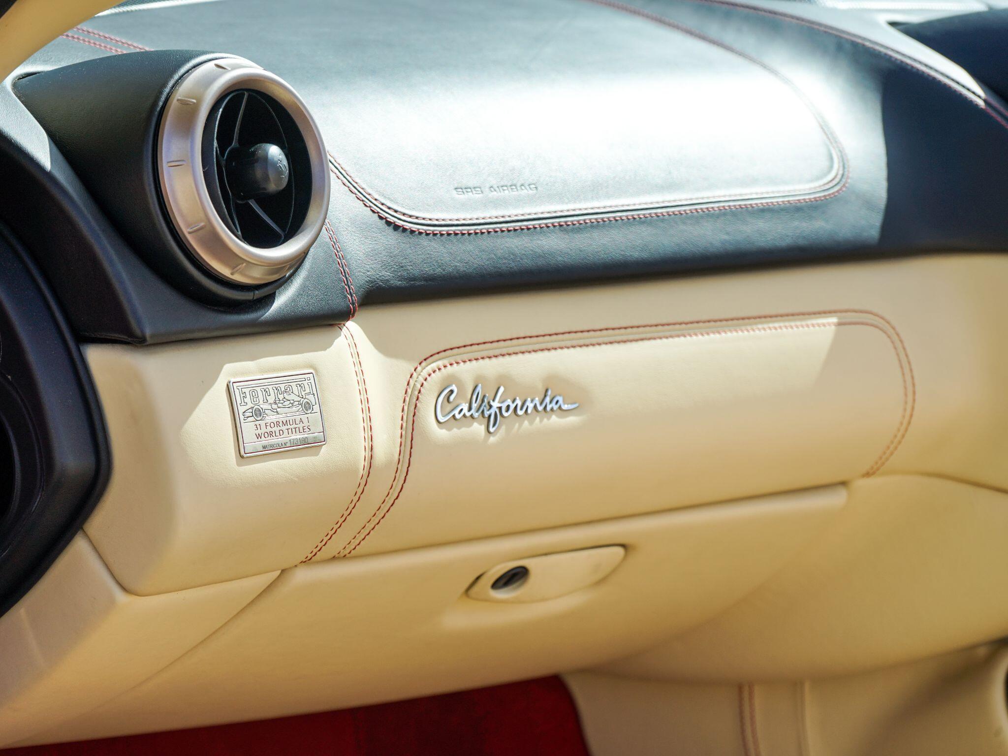 Ferrari California 4.3 F1 DCT Euro 5 2dr — photo 22
