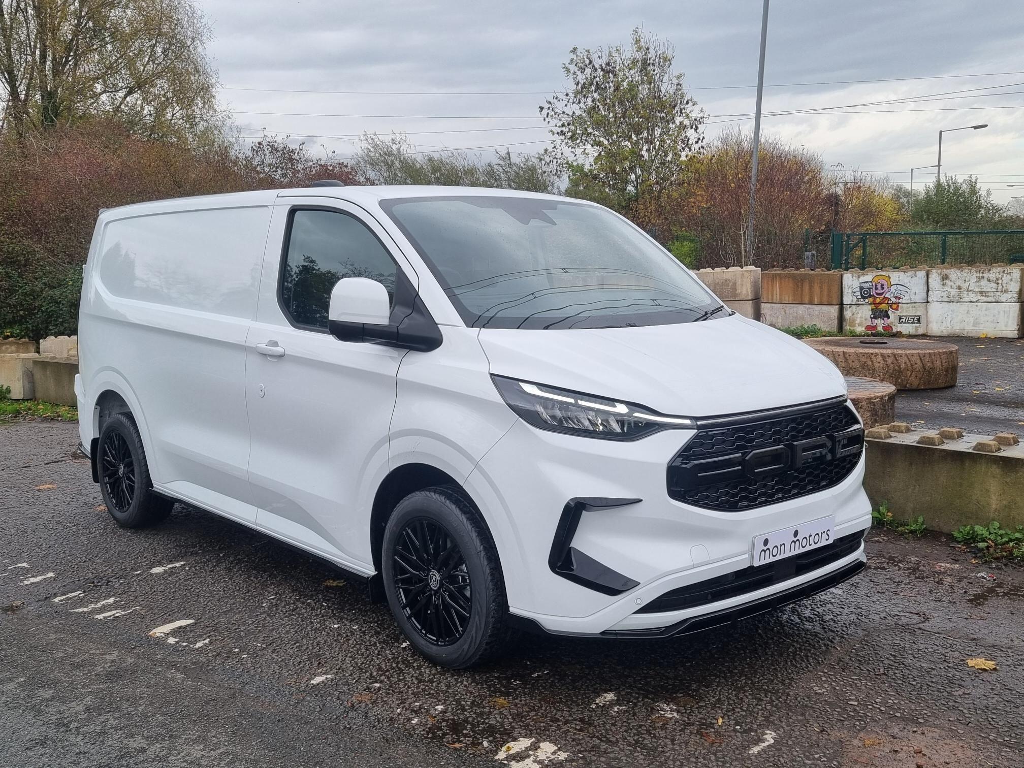2025 Ford Transit Custom White £32,500 Newport Ford Transit