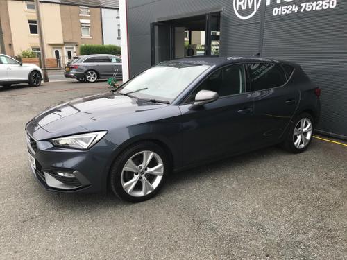 SEAT Leon Photo at-b30e02ad81864b44b6176b1ce3b61a85.jpg