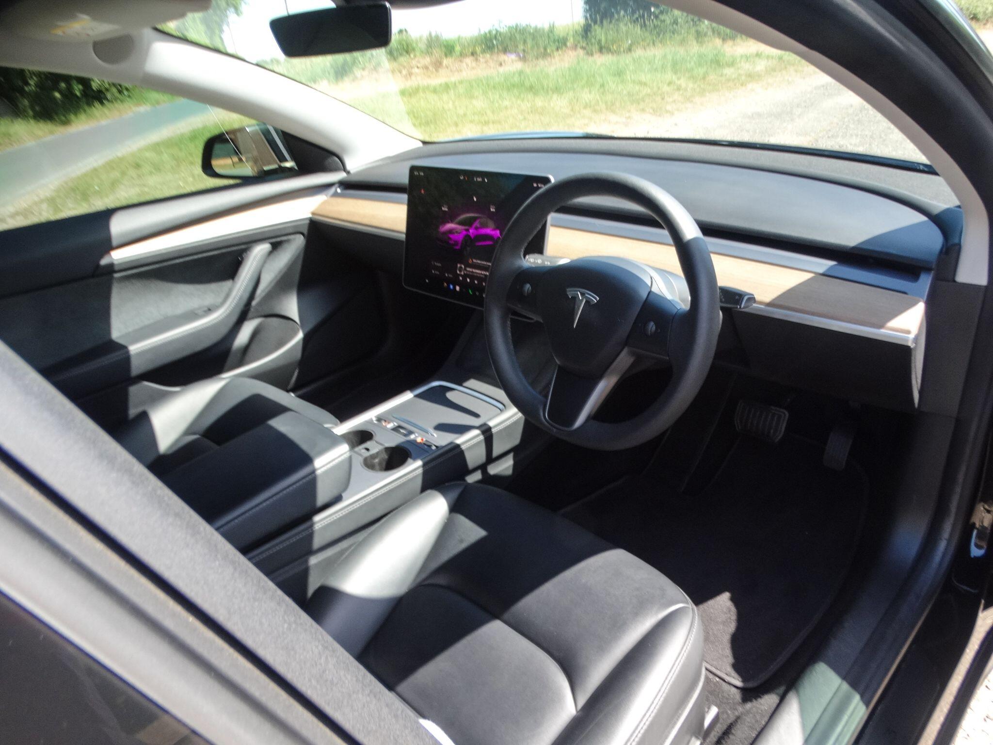 TESLA Model 3 Auto RWD 4dr — photo 18