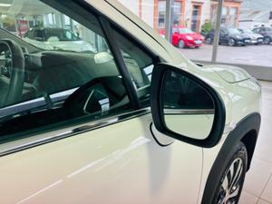 Suzuki S-Cross Photo 9
