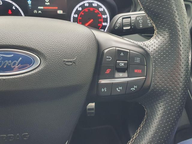 Used Ford Focus EF70CGO 32