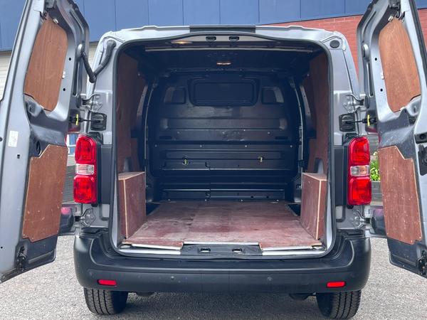 Used Peugeot Expert KV72XRT 9