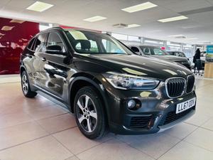 BMW X1 Photo 0