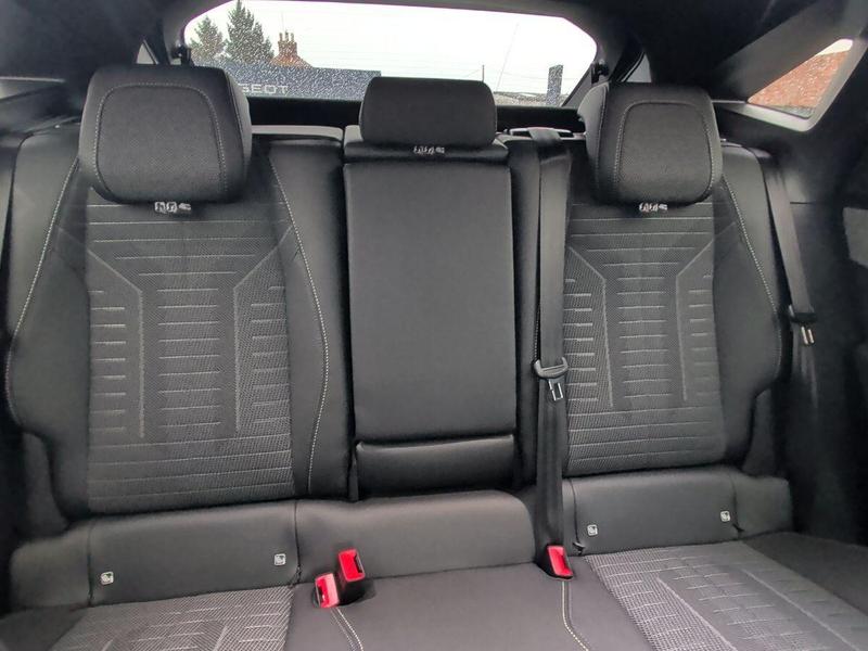 Used Peugeot 3008 202601038903014 34