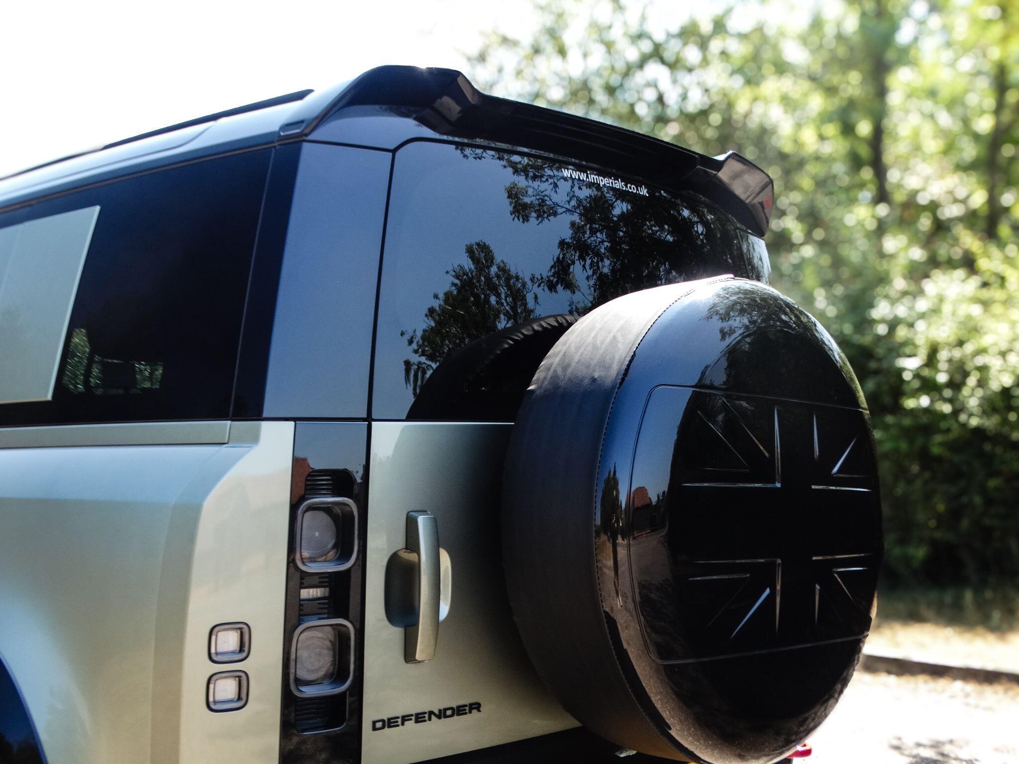 Land Rover Defender 110 5.0 P425 V8 X Auto 4WD Euro 6 (s/s) 5dr — photo 42