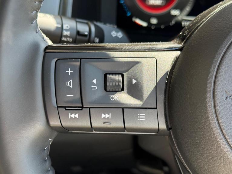 Used Nissan Qashqai WU75MDK 17