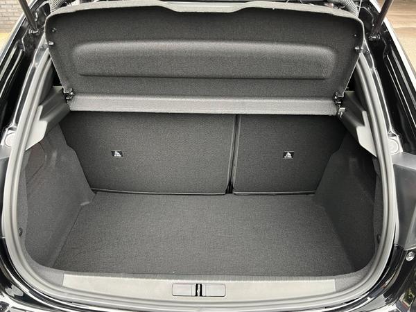Used Peugeot E-208 BD75XTF 9